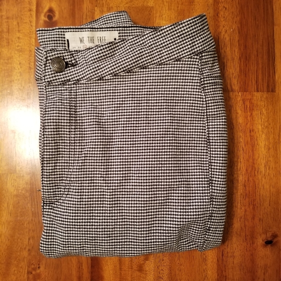 🌬Like new Belle Printed Skinny Pants - Picture 2 of 5